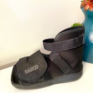 Darco APB Post Op Boot Cast Shoe Diabetic Offloading Foot Ulcer size S